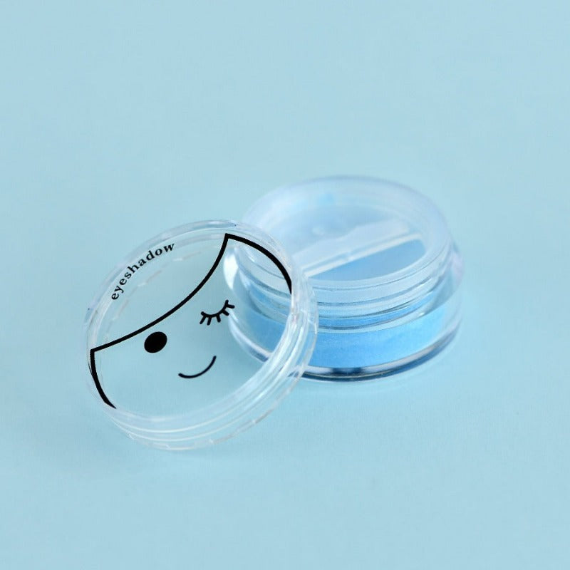 blue-kids-eyeshadow-face-on-lid